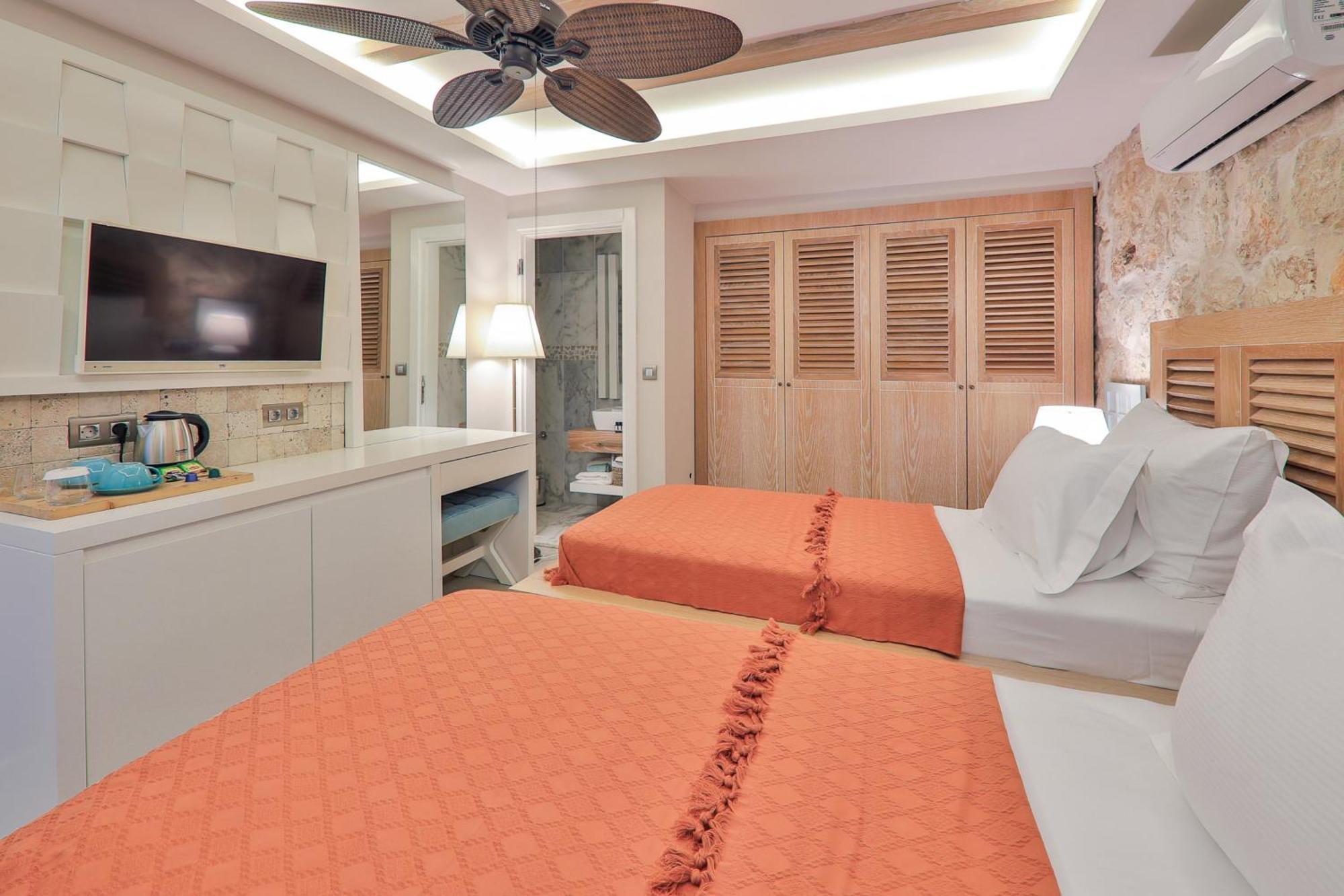 Kalkan Saray Suites Hotel Dış mekan fotoğraf